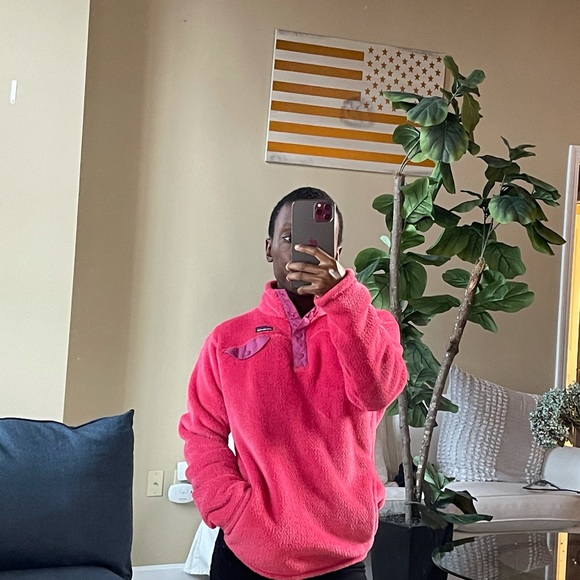 Patagonia Solid Pattern Girls XXL Pink Fleece. - Picture 3 of 8